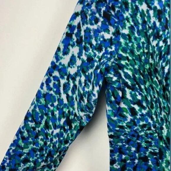 LONDON TIMES WRAP-FRONT V-NECK DRESS WITH SEASONAL PRINT - Picture 6 of 8